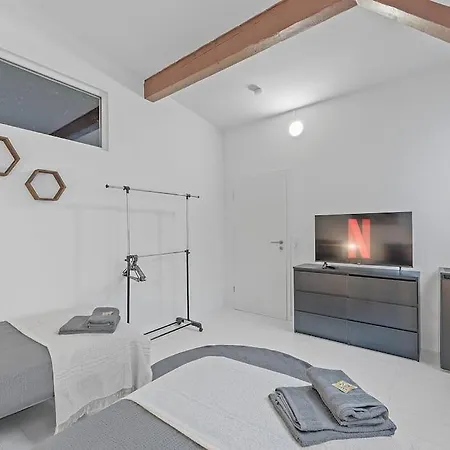 Lejlighed Es01 Grosse Fuer 8er Teams *